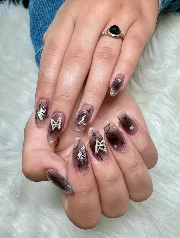 Studio Nails & Spa — Nail salon in Bastrop